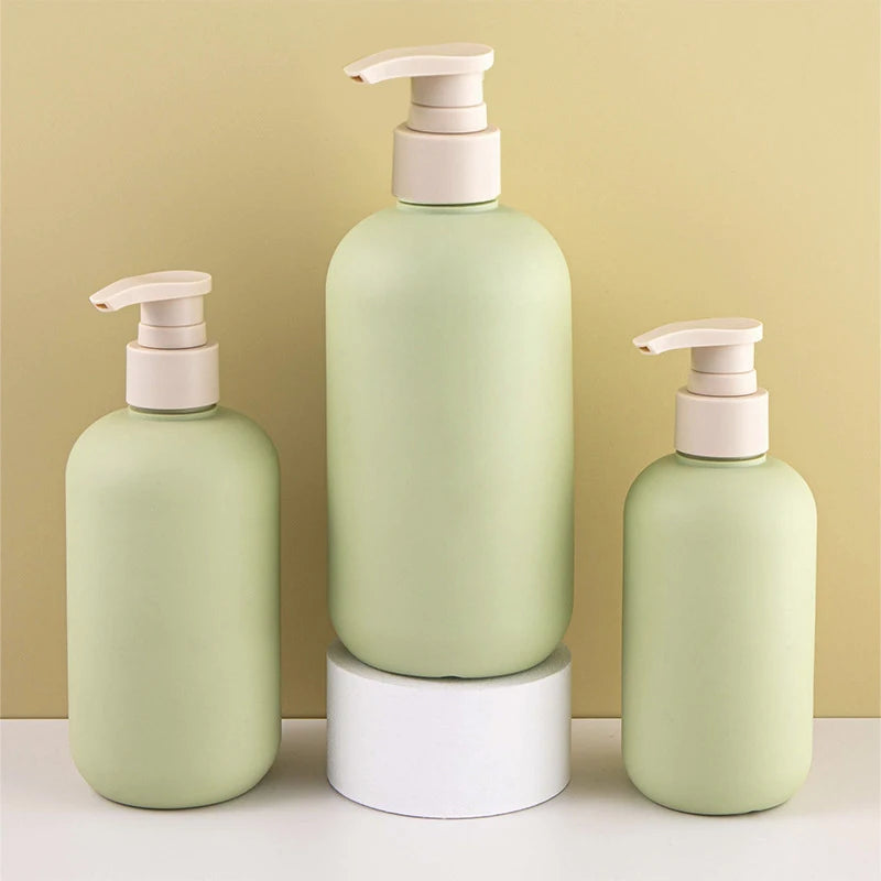 lot de bouteilles en plastique avec couvercle à pompe pour cosmétiques - vue 3 sur 6