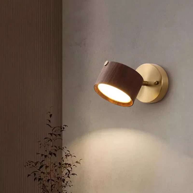 Walnut wood and Brass base, Modern Wabi-sabi, Indoor Sconces Wall Lighting for Corridor, Hallway, Foyer, living room, Bedroom - vue 4 sur 9