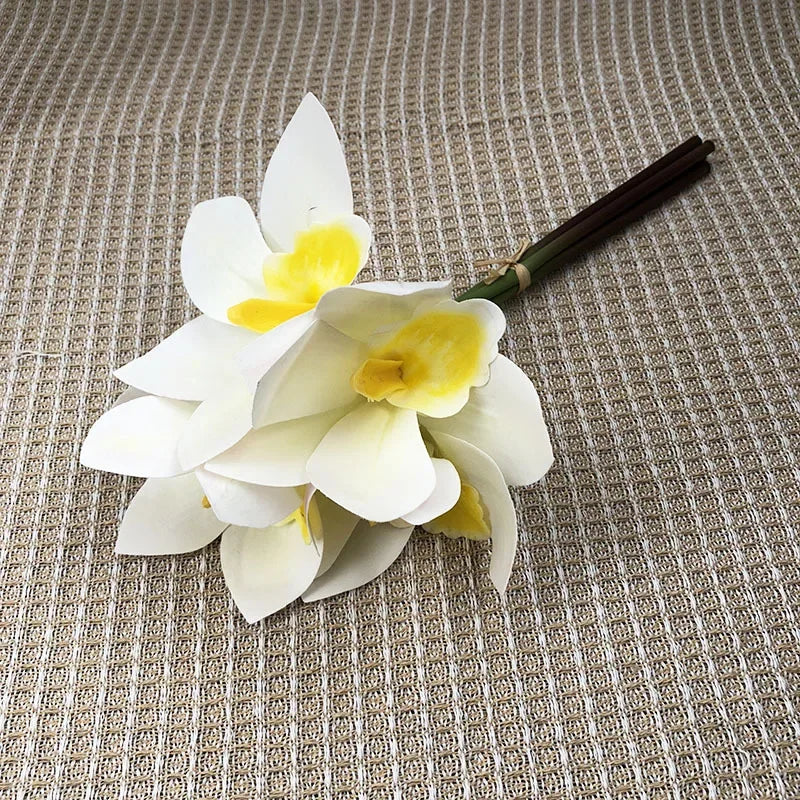 bouquet de fleurs artificielles pour décoration chaleureuse et moderne