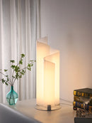 Minimalist desk lamp in clear acrylic and decorative aluminium