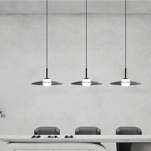 Minimalist Nordic design glass LED pendant light - vue 5 sur 23