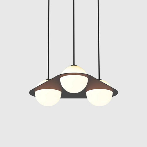 suspension géométrique minimaliste pour espaces commerciaux modernes