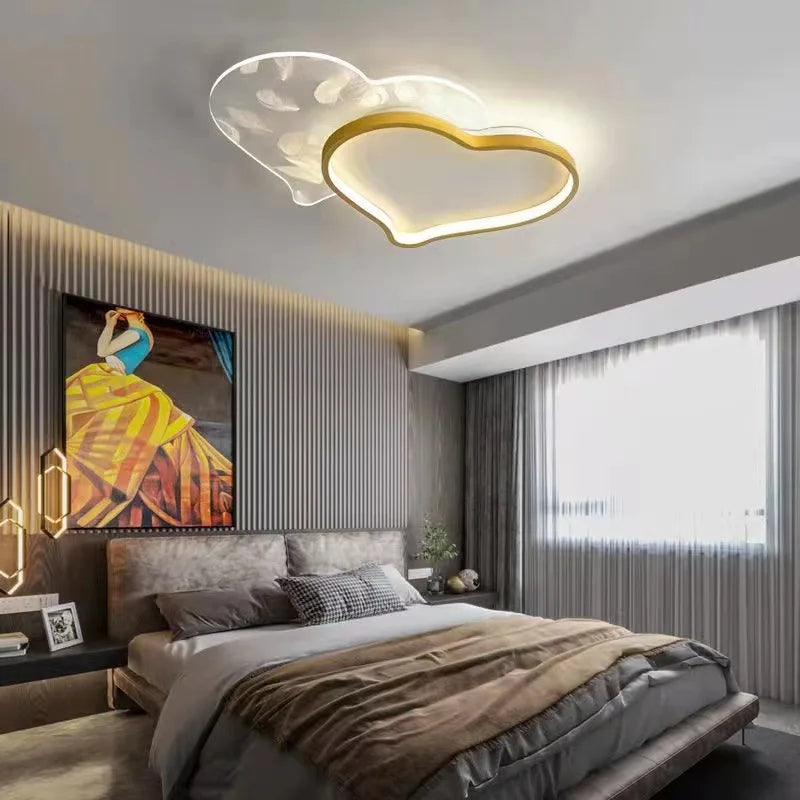 plafonnier moderne en plumes en forme de cœur pour décoration - vue 4 sur 8