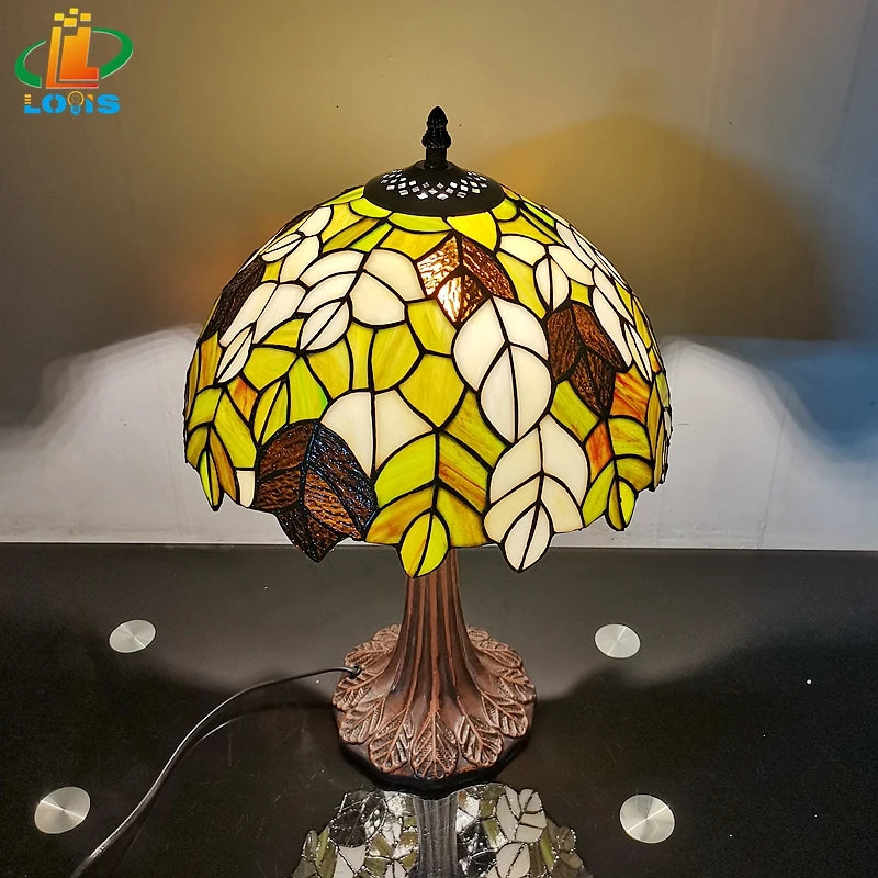 lampe à poser en verre style tiffany avec feuilles décoratives antique - vue 3 sur 6