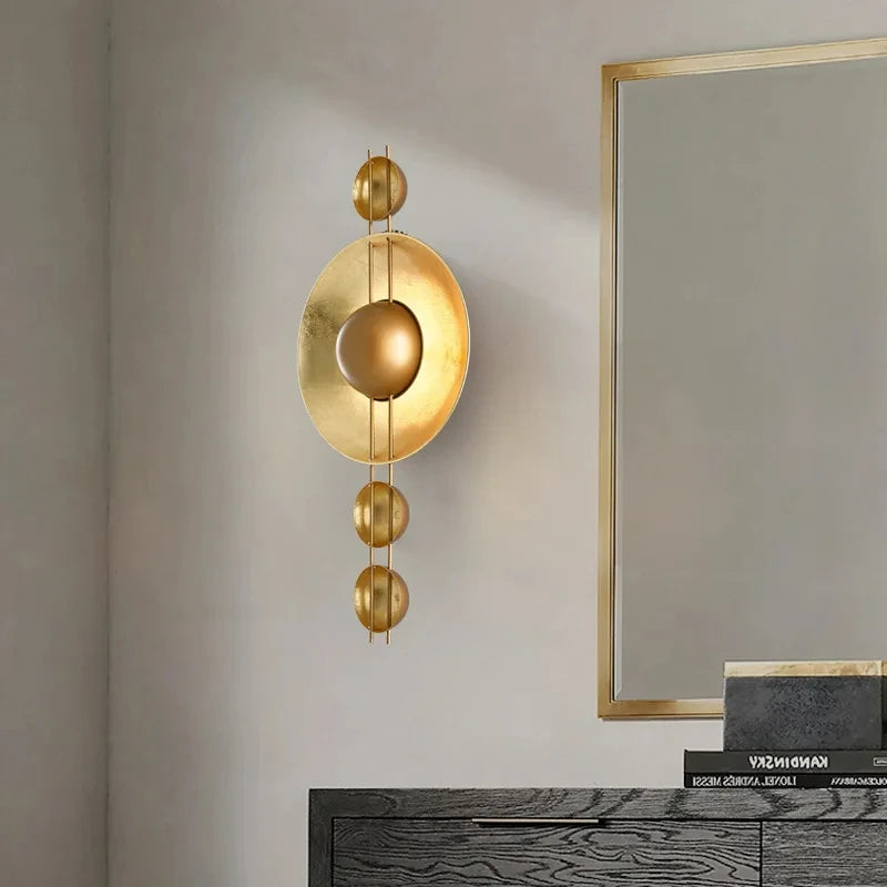 applique murale art déco en métal doré pour décoration intérieure - vue 2 sur 8