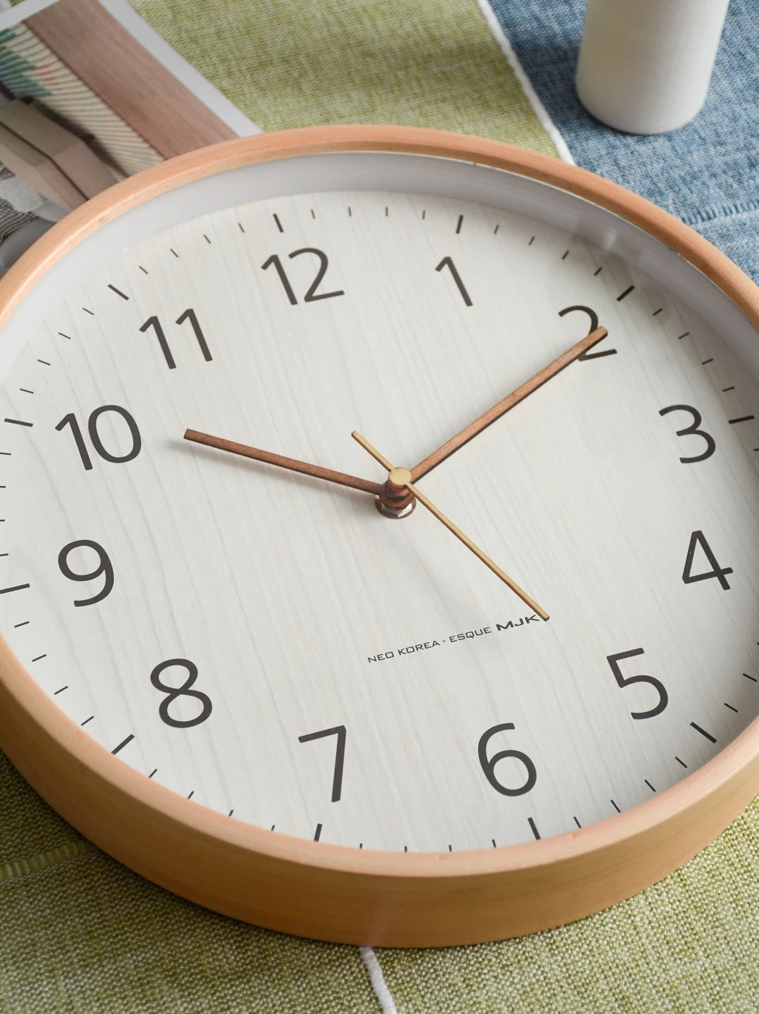 horloge murale en bois moderne décoration créative pour maison - vue 4 sur 7
