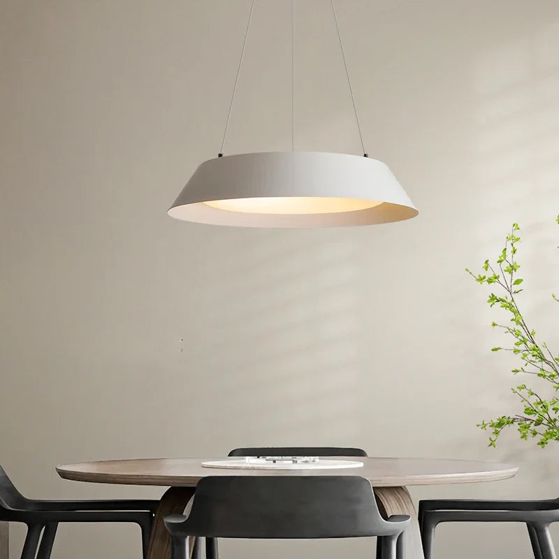 Modern nordic style LED pendant ceiling light - vue 6 sur 8