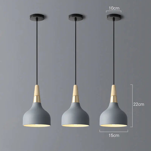 Suspension LED moderne avec abat-jour en métal coloré