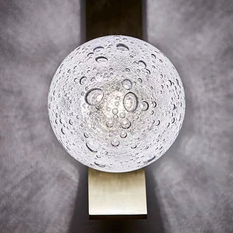 applique murale minimaliste métal éclairage intérieur boule de verre