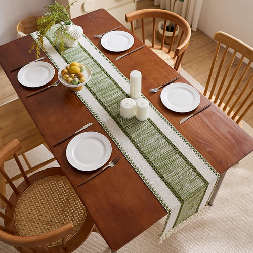 Chemin de table rayé bohème beige à pompons - vue 3 sur 6