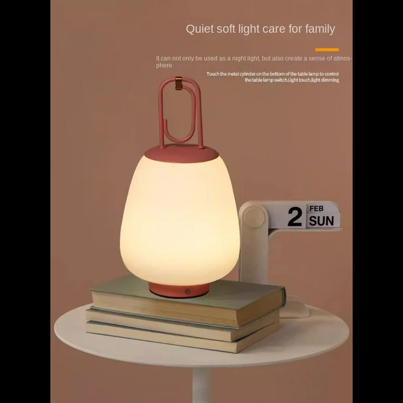 lampe de table rechargeable nordique design pour divers espaces - vue 5 sur 9