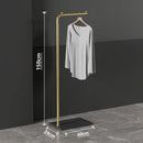porte-vêtements nordique léger et moderne pour rangement élégant