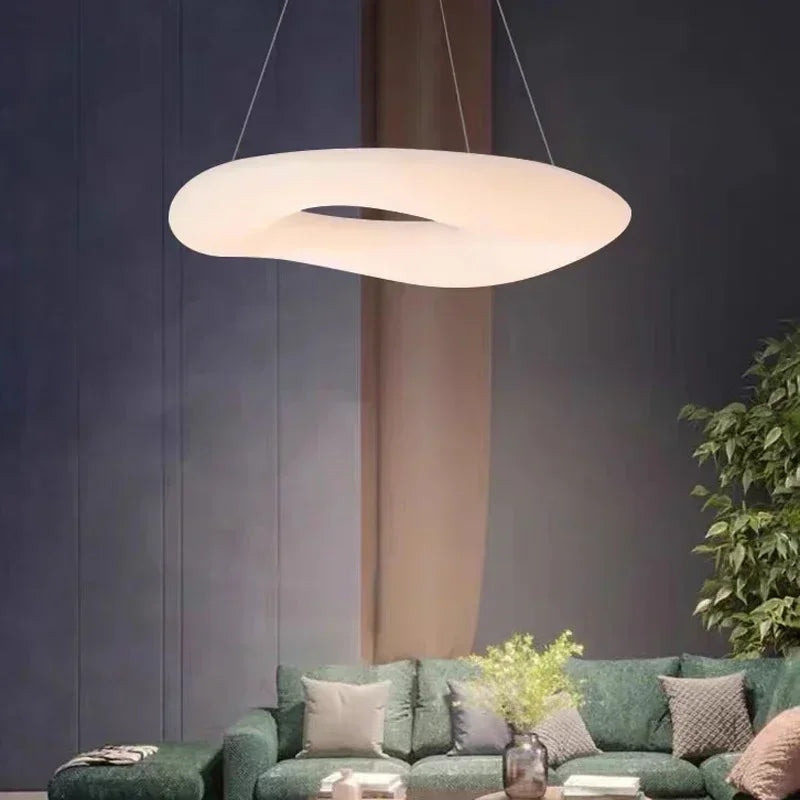 Modern minimalist acrylic eye protection pendant light, living room, bedroom, circular LED indoor lighting - vue 3 sur 18