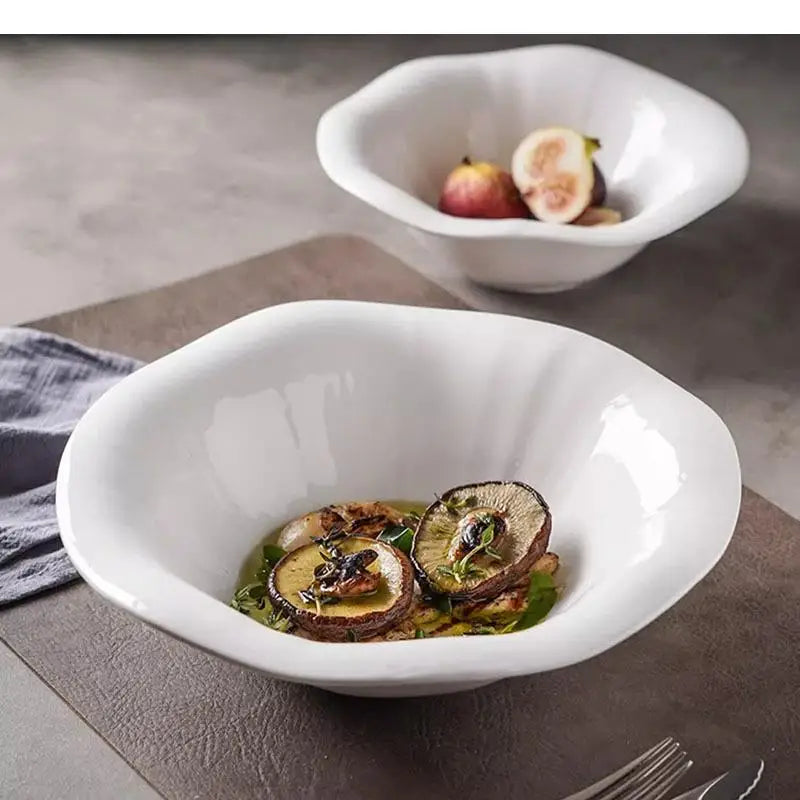 Bol profond en céramique style minimaliste élégant