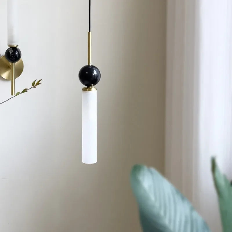 Minimalist nordic luxury Italian marble chandelier - vue 4 sur 10