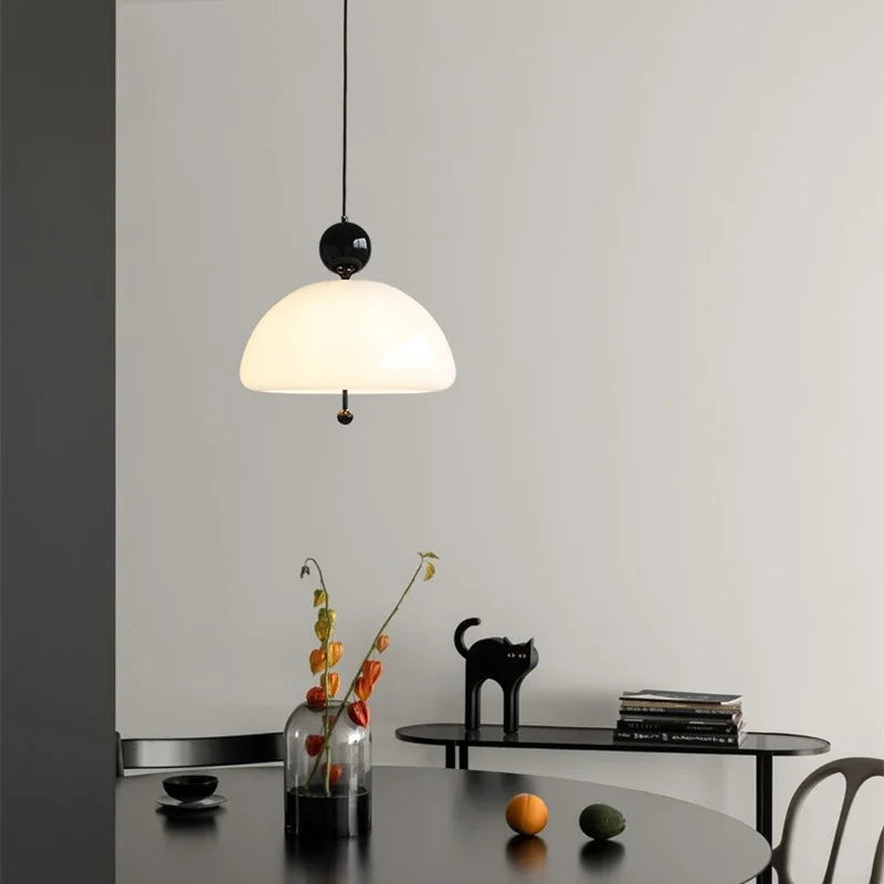 lustre rétro médiéval en verre crème pour intérieur élégant - vue 5 sur 11