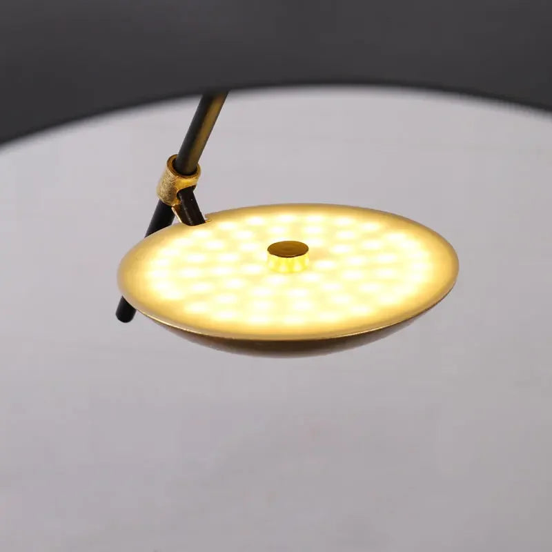 Modern minimalist LED pendant light with artistic design - vue 6 sur 12