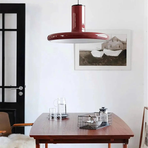 Modern and minimalist pendant light for elegant interior decor - vue 5 sur 8