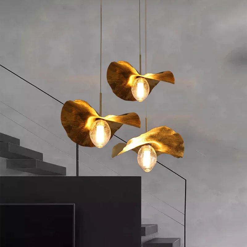 lustre nordique en cuivre forme de feuille de lotus suspendu - vue 3 sur 9