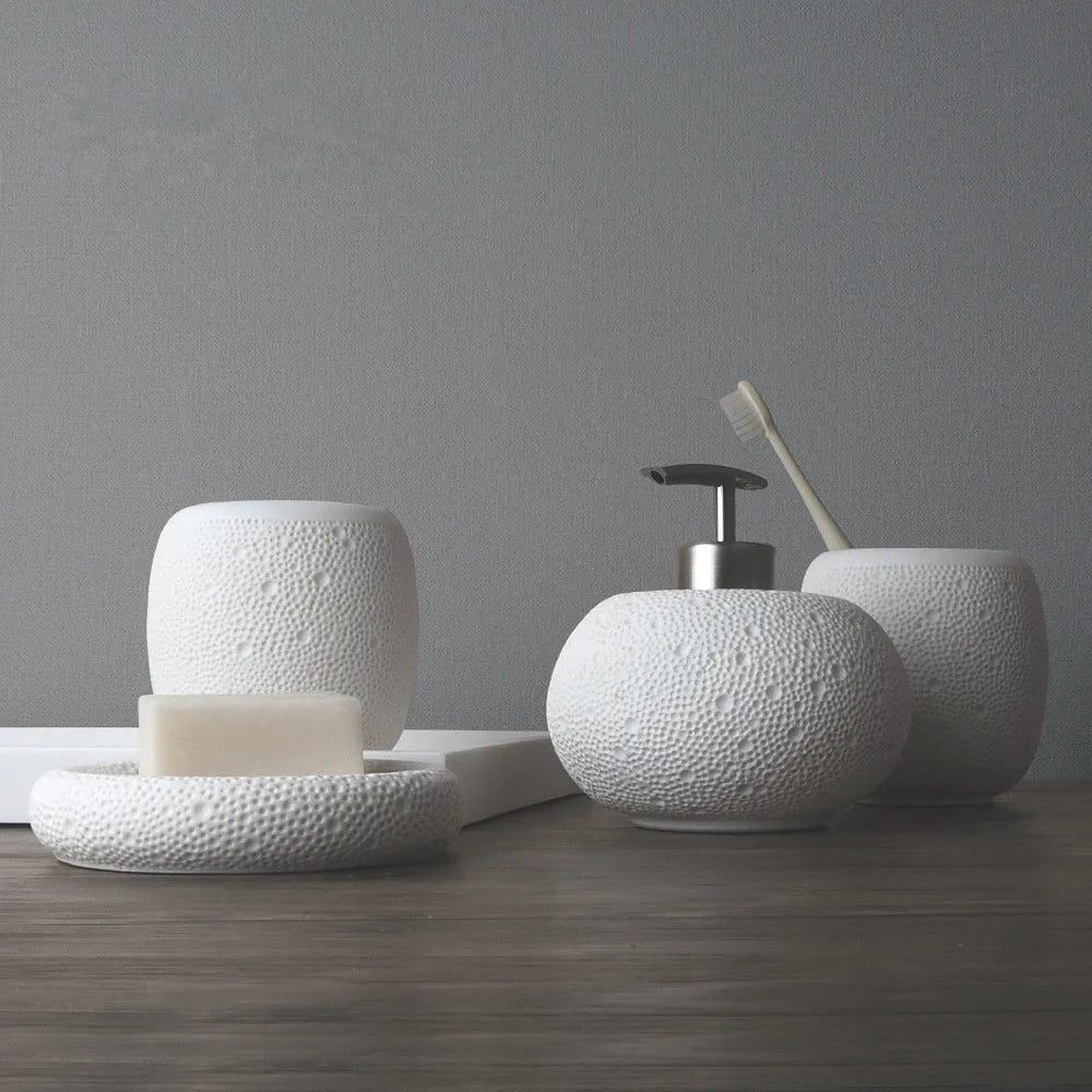 ensemble de céramique quatre pièces pour salle de bain - vue 4 sur 8