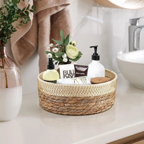 3 Size Woven Storage Basket, Organize Straw Cosmetics Storage Basket, Snack Food Storage Table Basket Made of Cattail Material - vue 4 sur 7