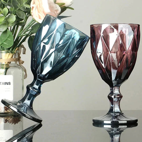 Verres vin cristal sculpté design élégant boissons maison