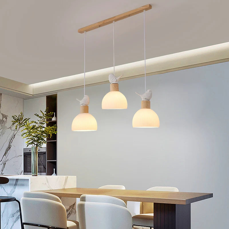 lustre led en bois avec abat-jour en verre blanc - vue 3 sur 8