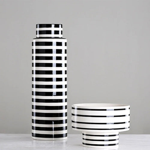 Black and White Striped Ceramic Vase, Flower Pot Decoration, Home and Living Room Decoration, Creative Geometric Striped Vase - vue 7 sur 18