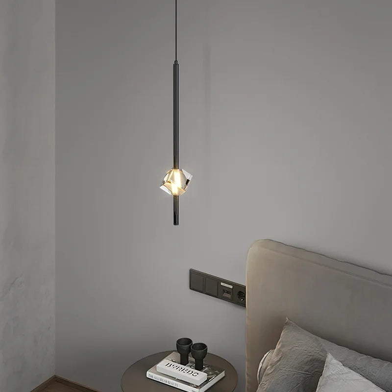 Minimalist pendant light with cube crystal decor - vue 4 sur 12