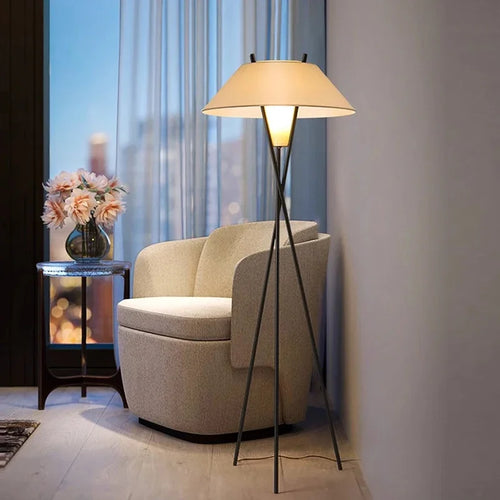 lampadaire led moderne avec interrupteur au pied pour décoration maison