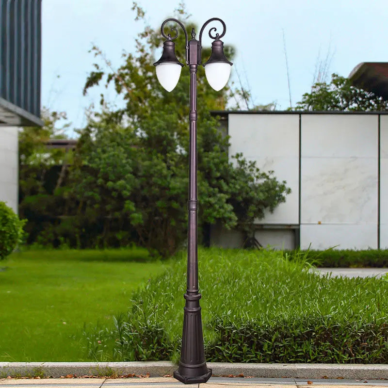 lampadaire extérieur rétro étanche style européen pour jardin - vue 3 sur 7