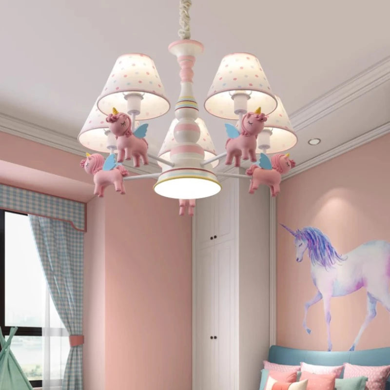 lustre carrousel pour chambre d'enfant moderne et romantique - vue 5 sur 10