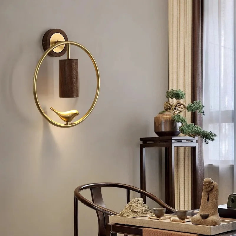 Walnut Wood Circle Brass bird, Wabi-sabi Modern style, Wall Sconce light for Bedroom, Bedside, Living, Recreation, Study - vue 4 sur 8