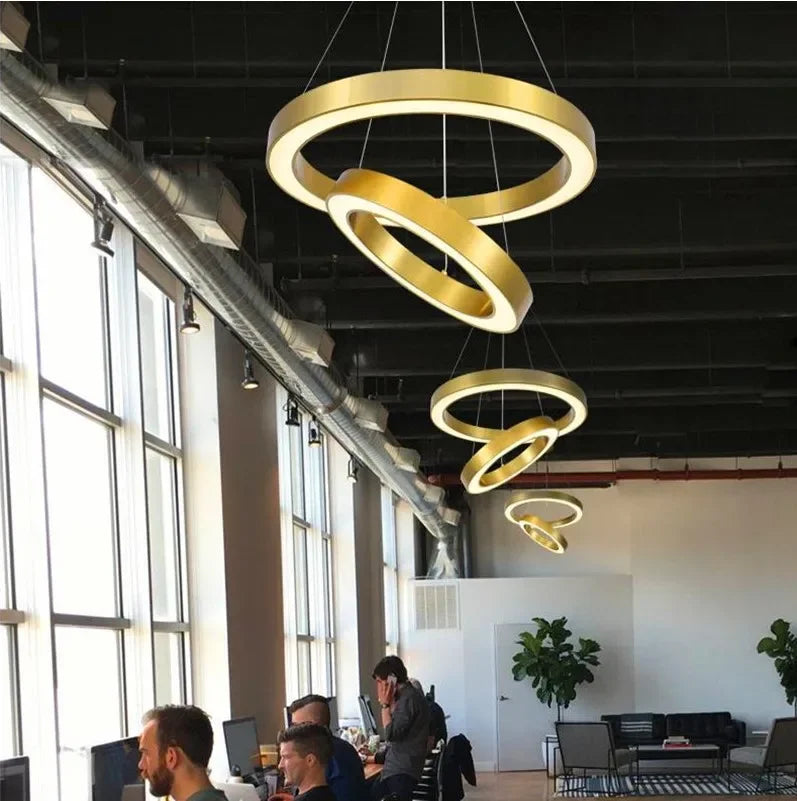 lustre à anneaux ronds led pour éclairage créatif moderne - vue 4 sur 11
