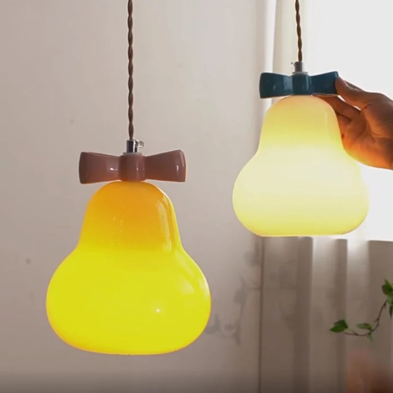 suspension en verre avec nœud rose pour chambre enfant - vue 2 sur 13