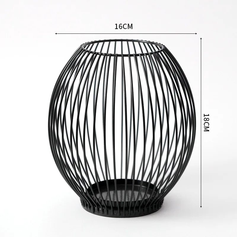 European Metal Lantern Candlestick,Arts and crafts ornaments,Gold Black Candle Holder,Home Decoration - vue 7 sur 11
