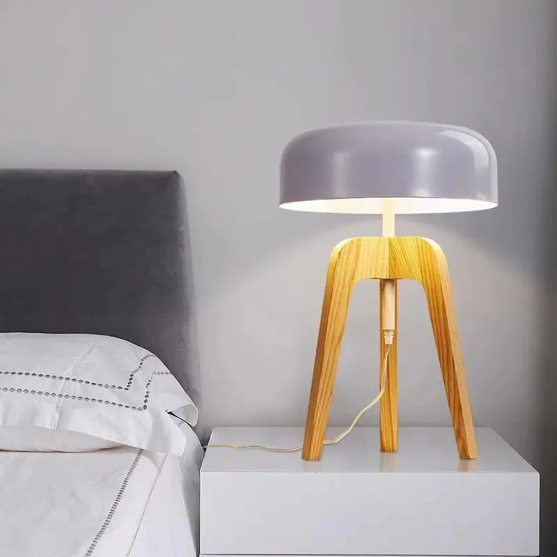 Lampadaire classique en bois