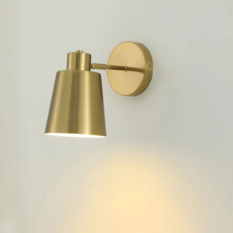 Vintage adjustable wall light for stylish interior lighting - vue 4 sur 9