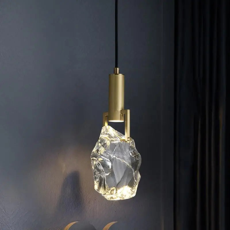 Suspension design nordique ice en cristal et cuivre pour bar ou table - vue 4 sur 9