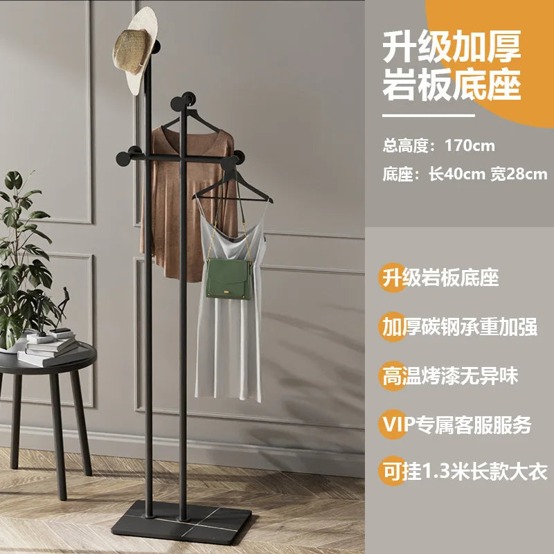 porte-vêtements en fer forgé pour une décoration élégante et moderne