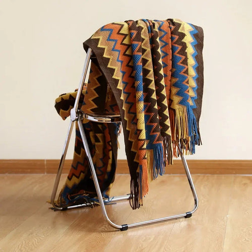 plaid boheme tisse a carreaux avec pompons doux