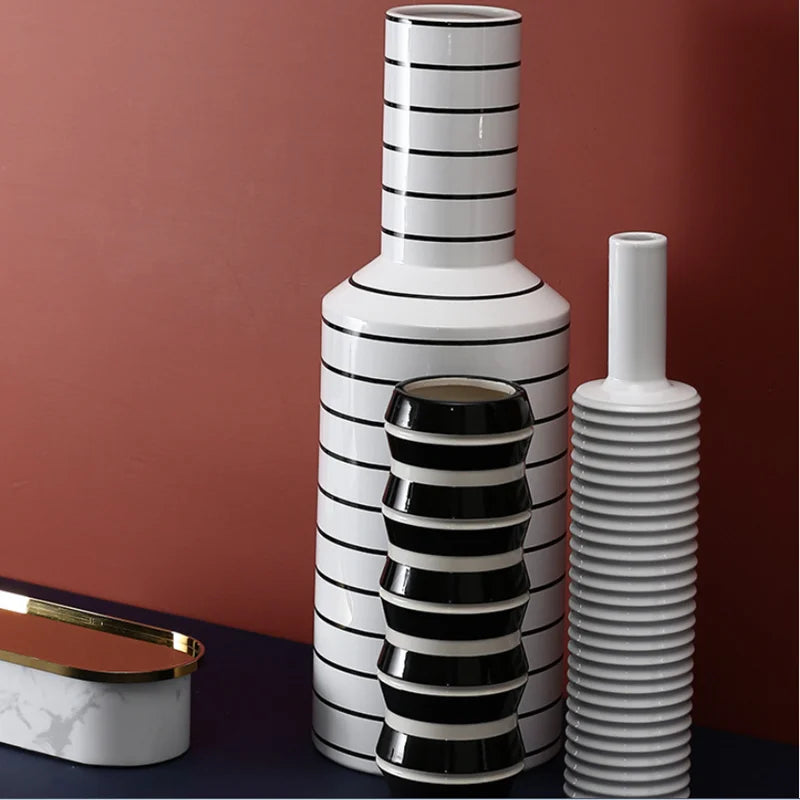 Black and White Striped Ceramic Vase, Flower Pot Decoration, Home and Living Room Decoration, Creative Geometric Striped Vase - vue 5 sur 18