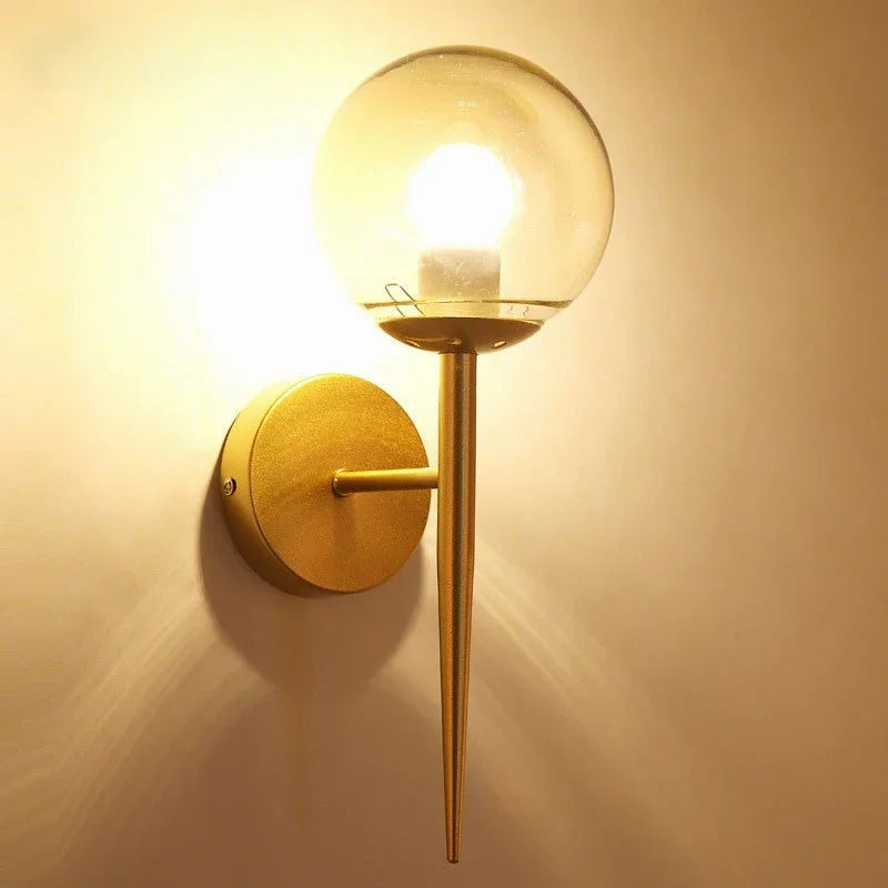 applique murale en verre boule éclairage led design nordique moderne - vue 2 sur 8