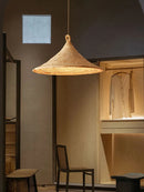 Lustre de style japonais tressé en rotin clair