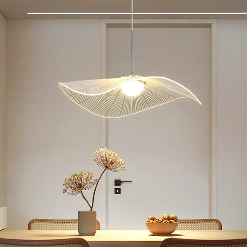 Modern nordic minimalist acrylic chandelier with creative design - vue 2 sur 14