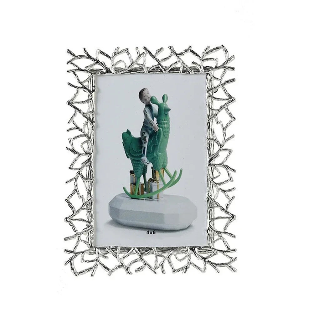Golden Silver Art Photo Frame,Desktop Photo Display Ornaments,Bedroom Portrait Decor,Exquisite Creative Branch,Metal Photo Frame - vue 6 sur 8