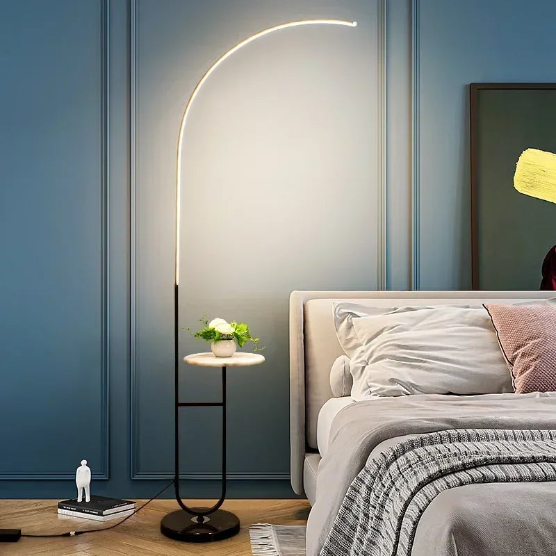 lampadaire à led avec rangement design minimaliste pour lecture et détente