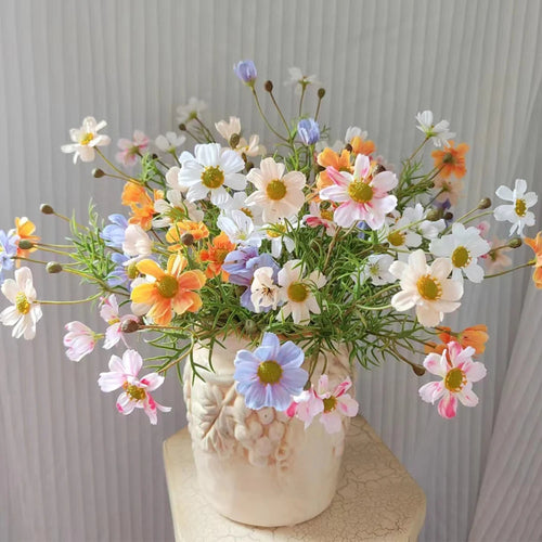 Realistic artificial daisy flowers for decoration and DIY - vue 2 sur 10