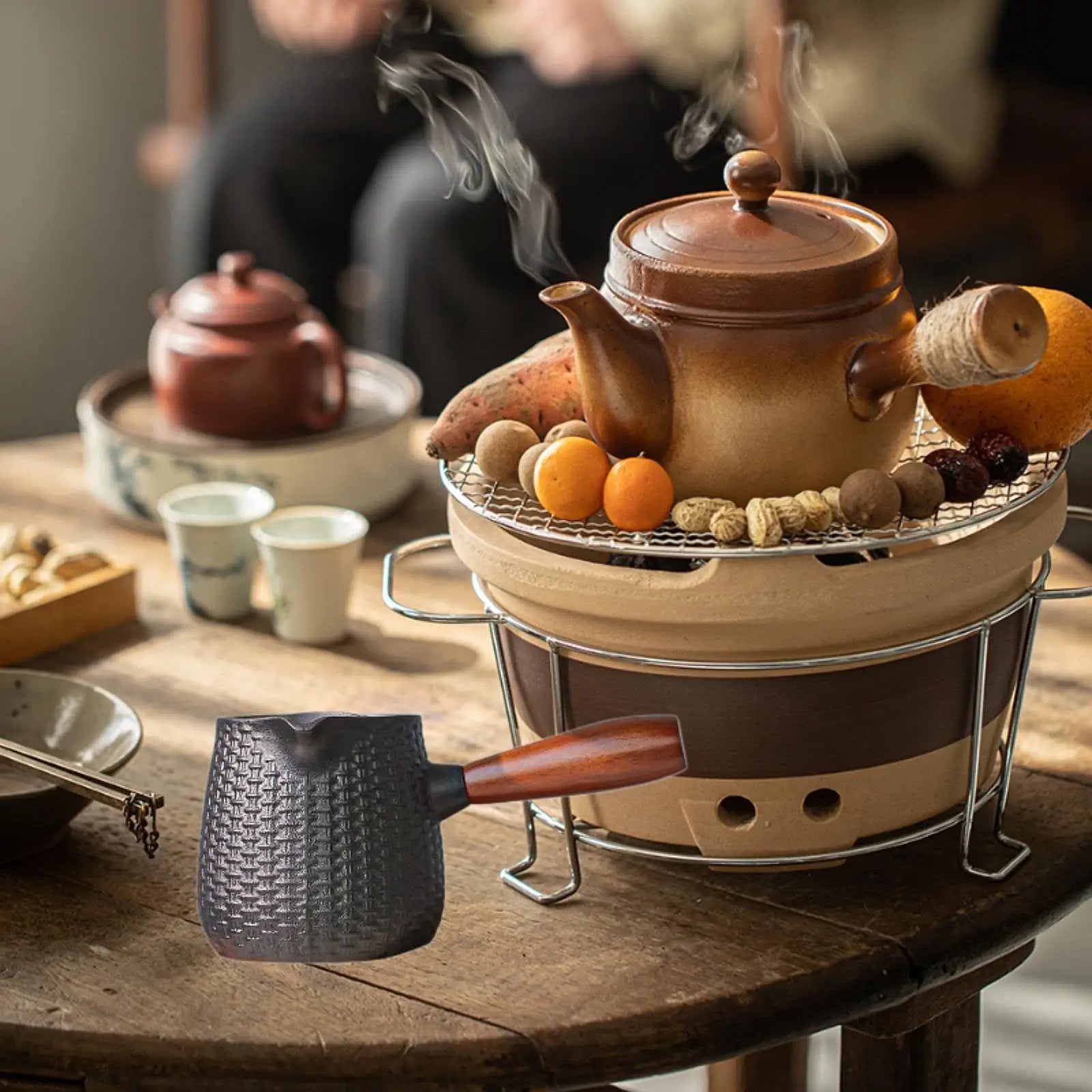 Théière en fonte martelée avec infuseur 600 ml - vue 3 sur 6