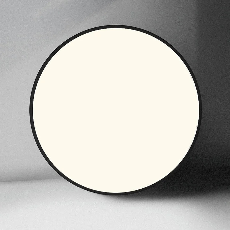 Modern minimalist ceiling light for elegant interior decor - vue 5 sur 18